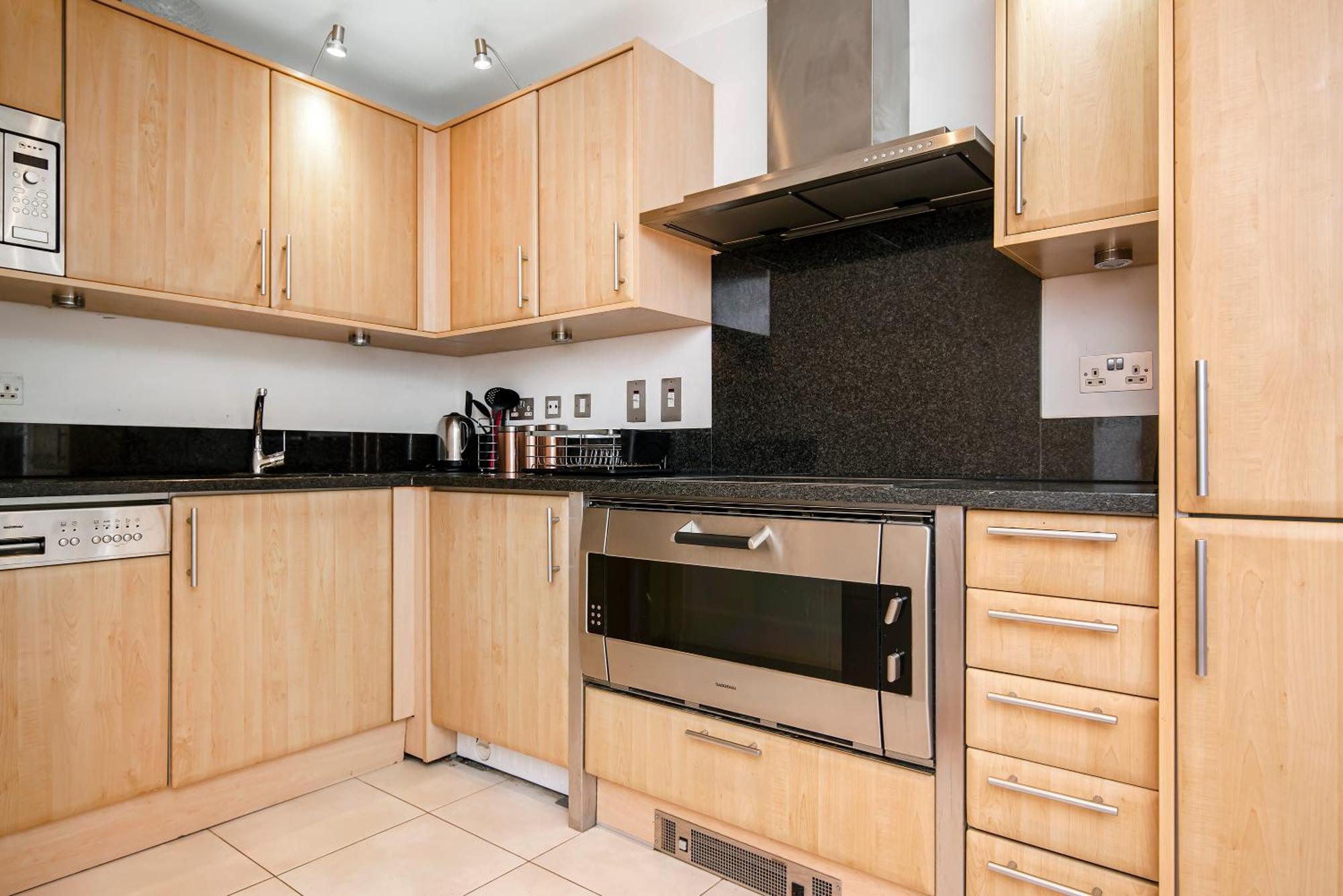 Central 2 Bed With Large Terrace London Exterior foto