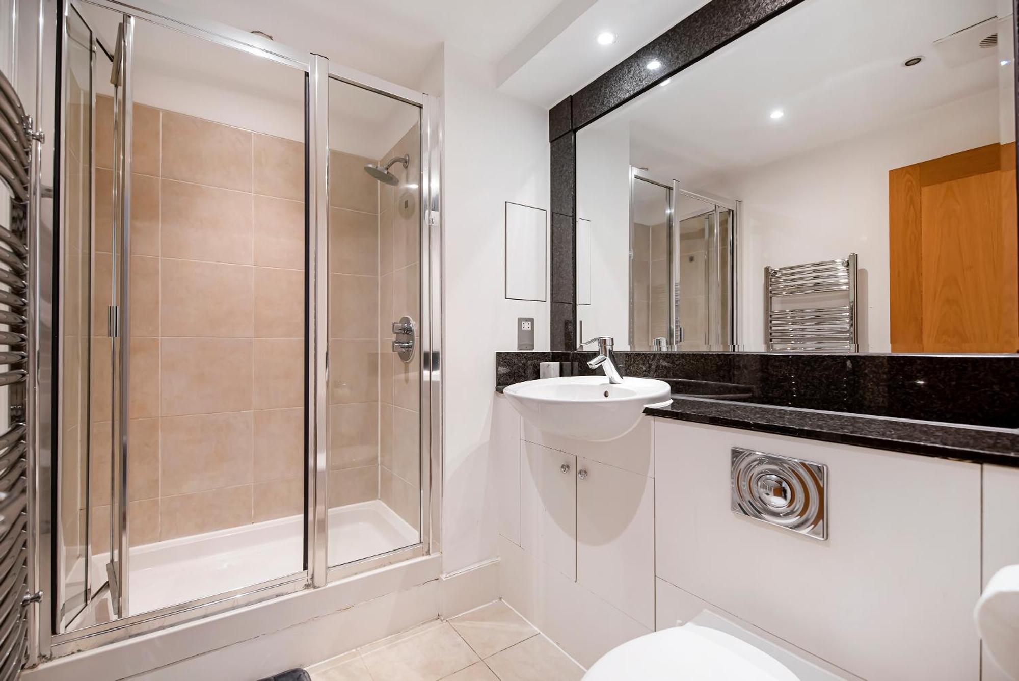 Central 2 Bed With Large Terrace London Exterior foto