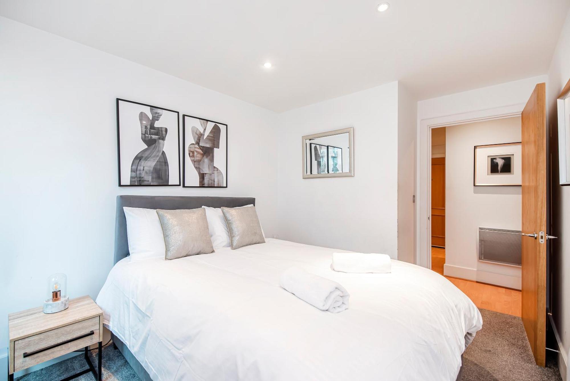 Central 2 Bed With Large Terrace London Exterior foto